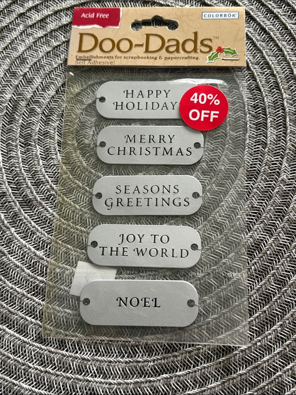 ❤️$8 NWT Colorbok Doo Dads Holiday Word Charms